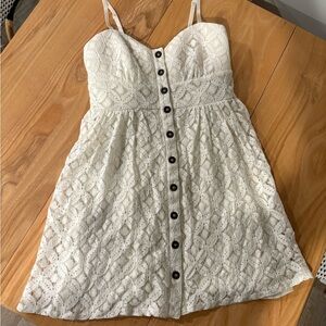 Trixxi Ivory Lace Button-Down Dress - Small